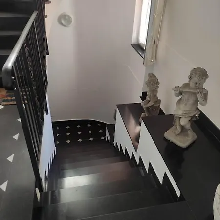 Casa Rosa インペリア